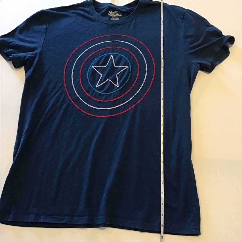 Captain America Embroidered T-shirt - Picture 4 of 8